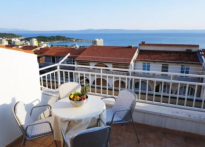 Sea View Apartment Elena